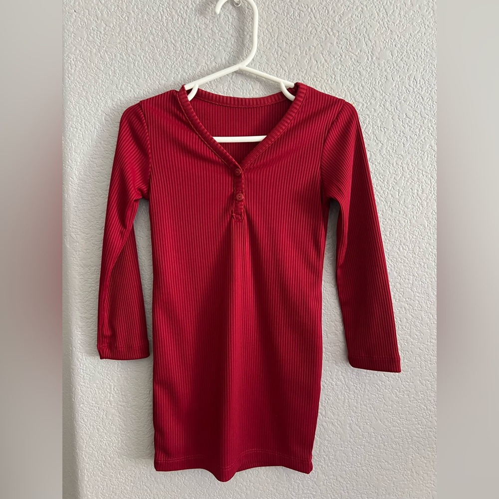 SHEIN Vibrant Red Long Sleeve Kids Tee